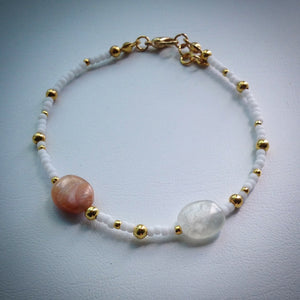 Beaded bracelet - white and gold seed beads and oval pink and clear quartz beads - eDgE dEsiGn London