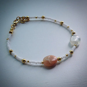 Beaded bracelet - white and gold seed beads and oval pink and clear quartz beads - eDgE dEsiGn London